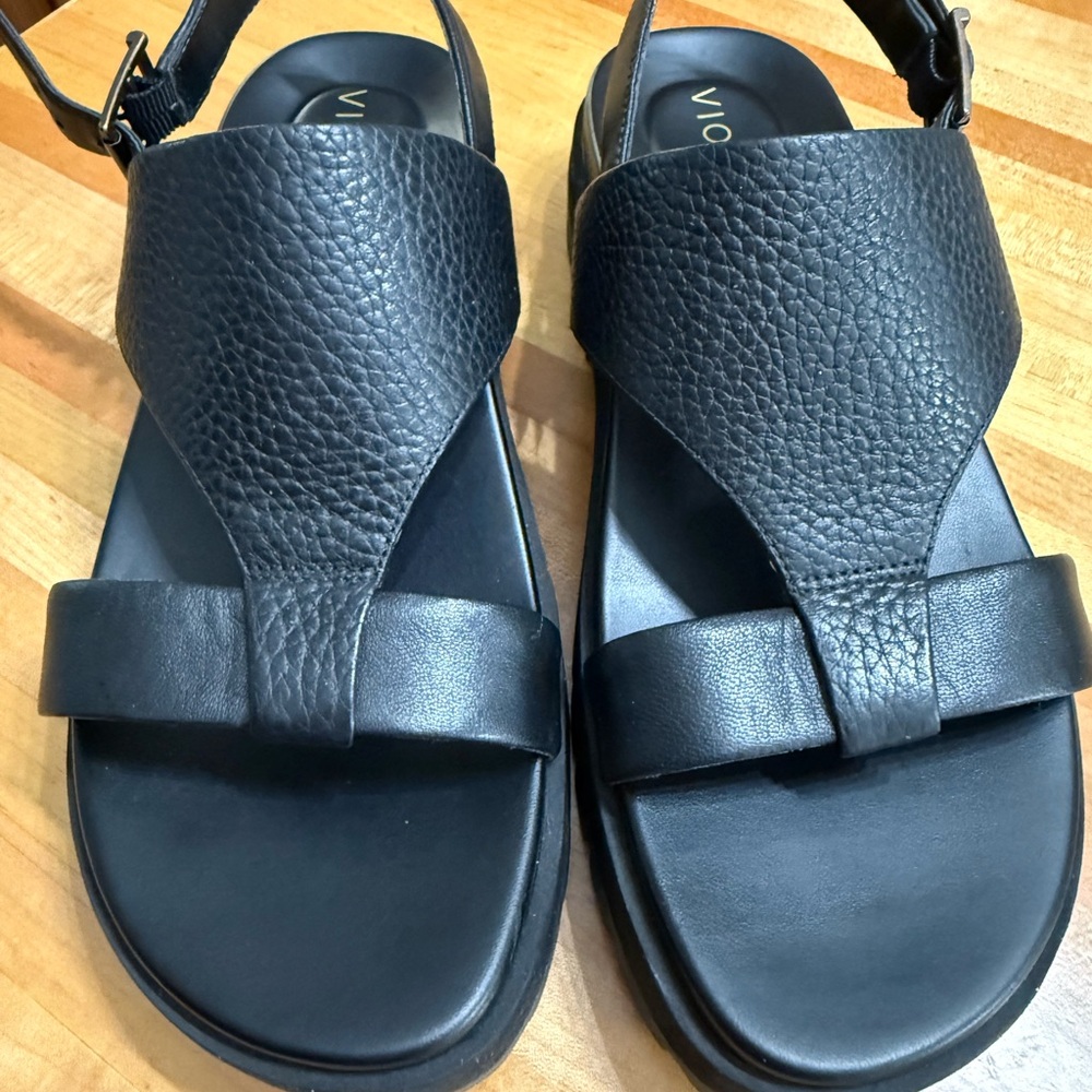 Vionic Alondra Lug Orthopedic Sandle